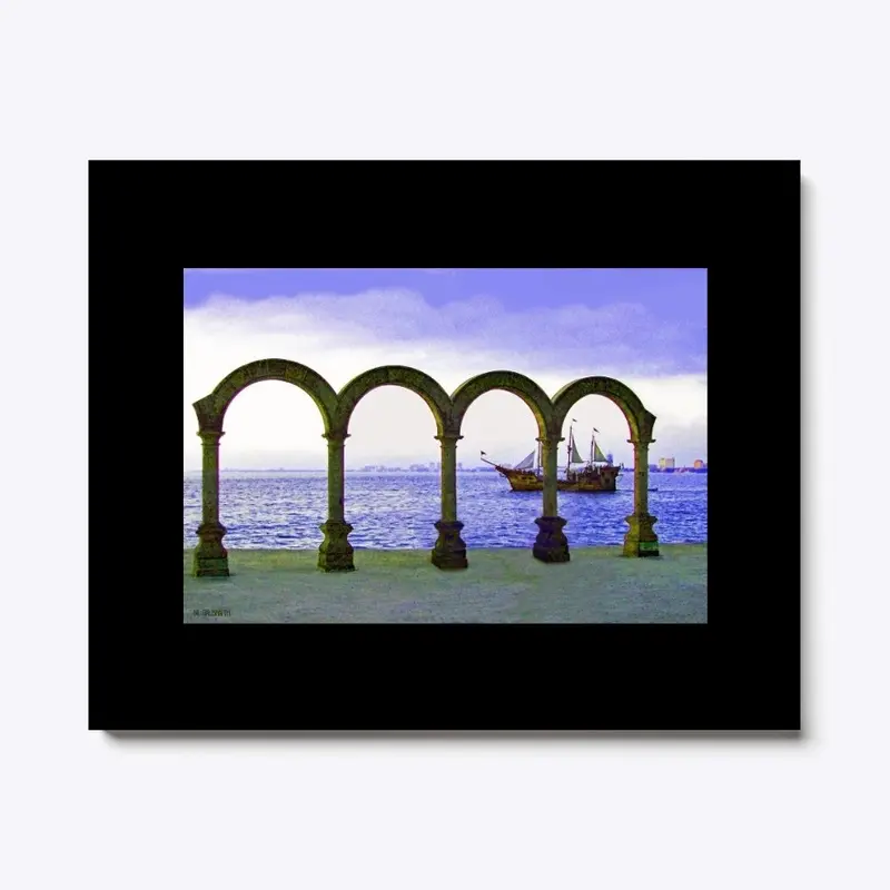 Malecon Arches & Miragalante accessories